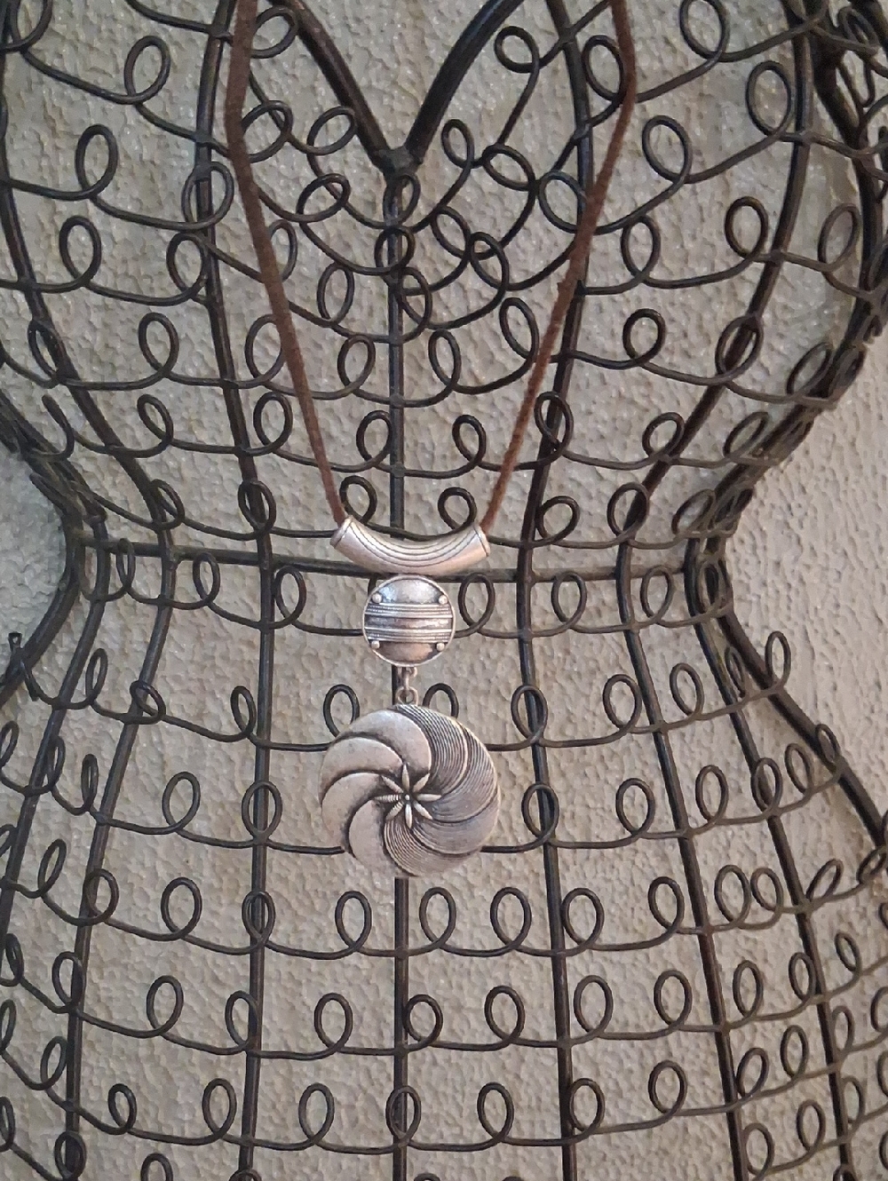 Axcess By Liz Claiborne Swirl Necklace